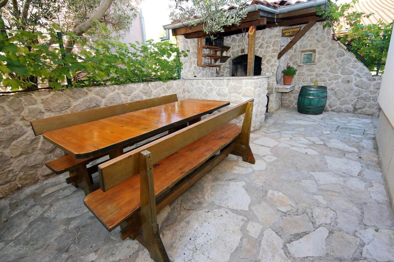 Apartment Apartments By The Sea Zaboric, Sibenik - 468
