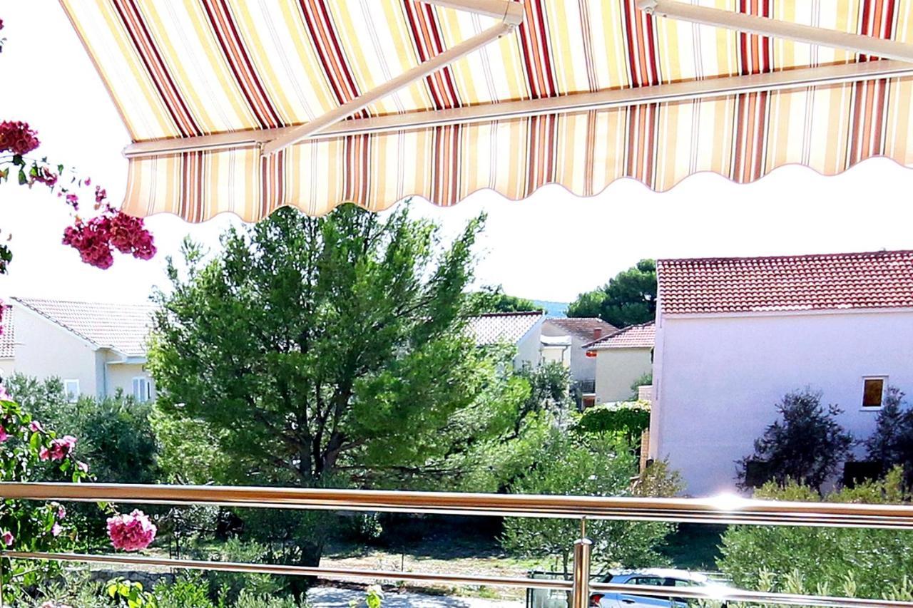 Apartments By The Sea Zaboric, Sibenik - 468 Apartment *