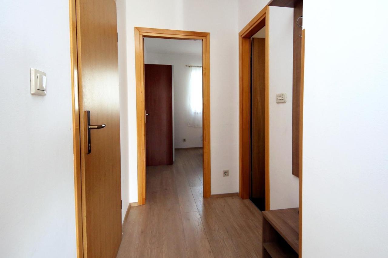 Apartments By The Sea Zaboric, Sibenik - 468 Apartment *