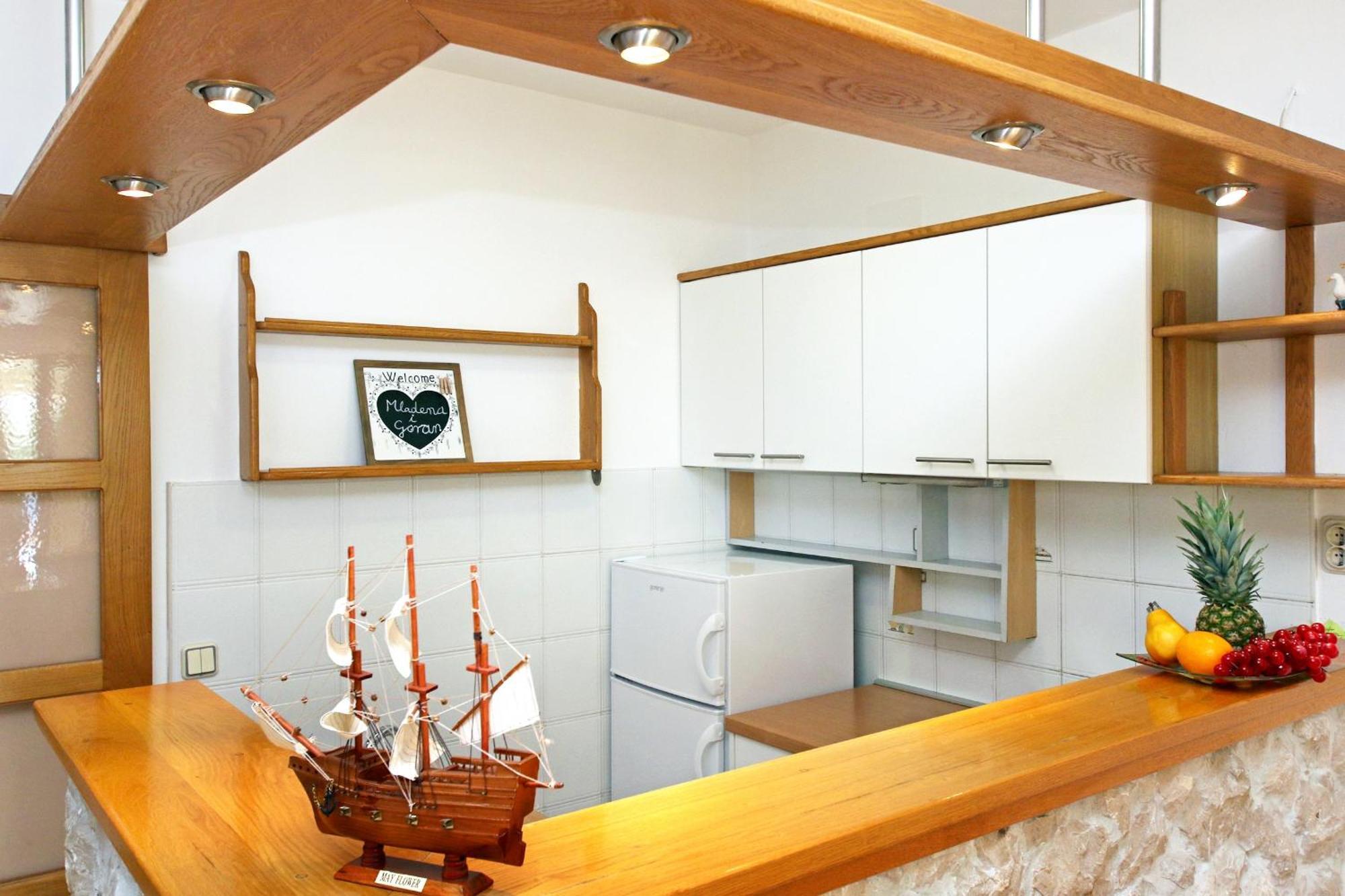 Apartments By The Sea Zaboric, Sibenik - 468 Apartment *